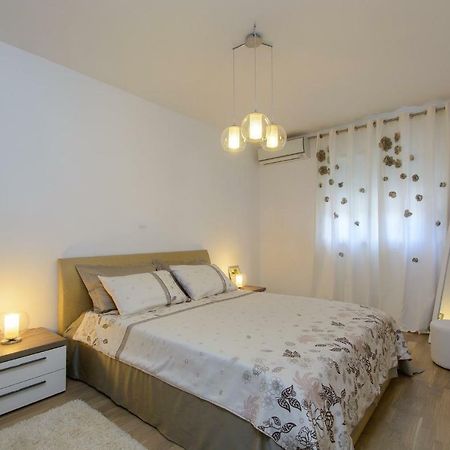 Appartement sunrise app à Trogir Extérieur photo